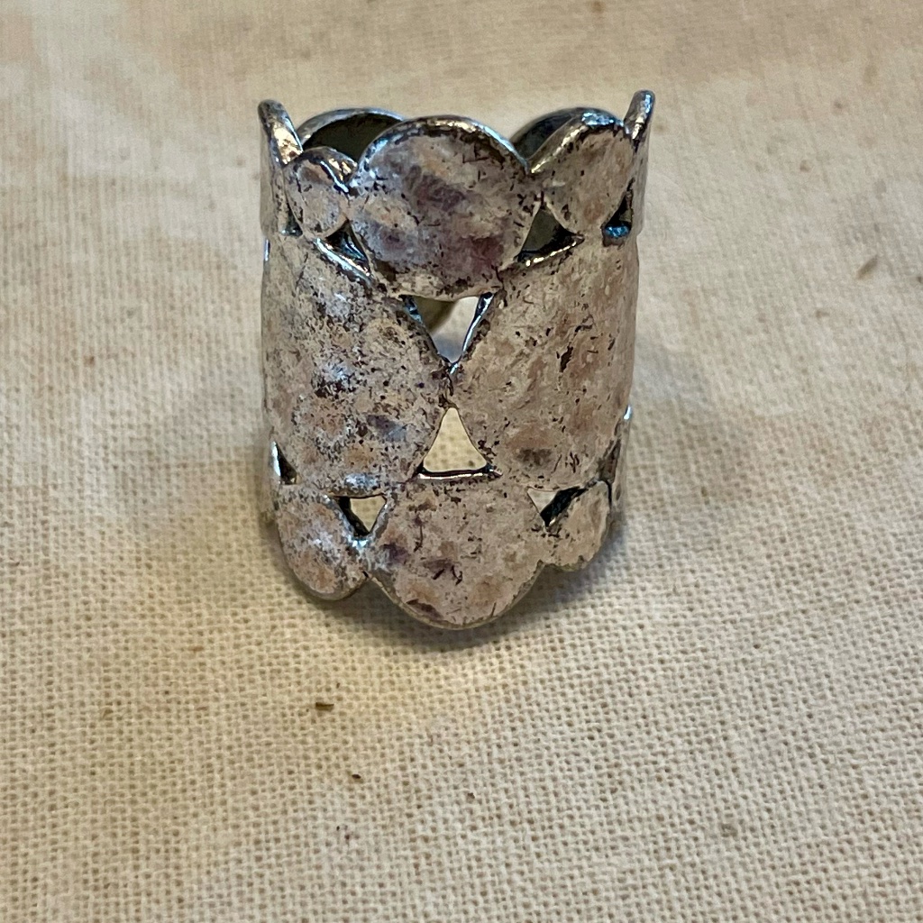 Adjustable Metal Ring